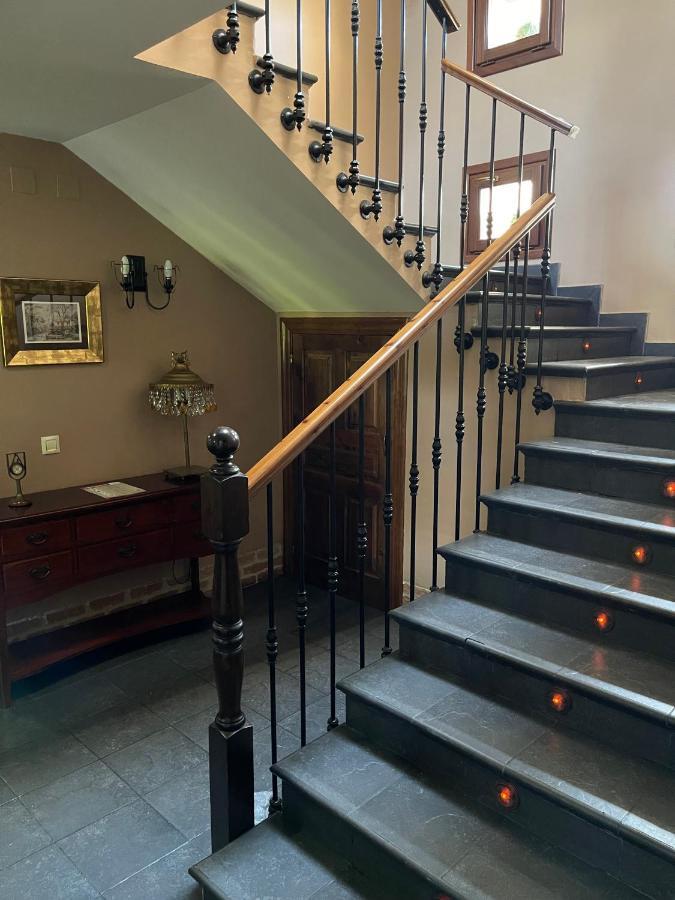 Hotel Rural Casona De Cefontes エクステリア 写真